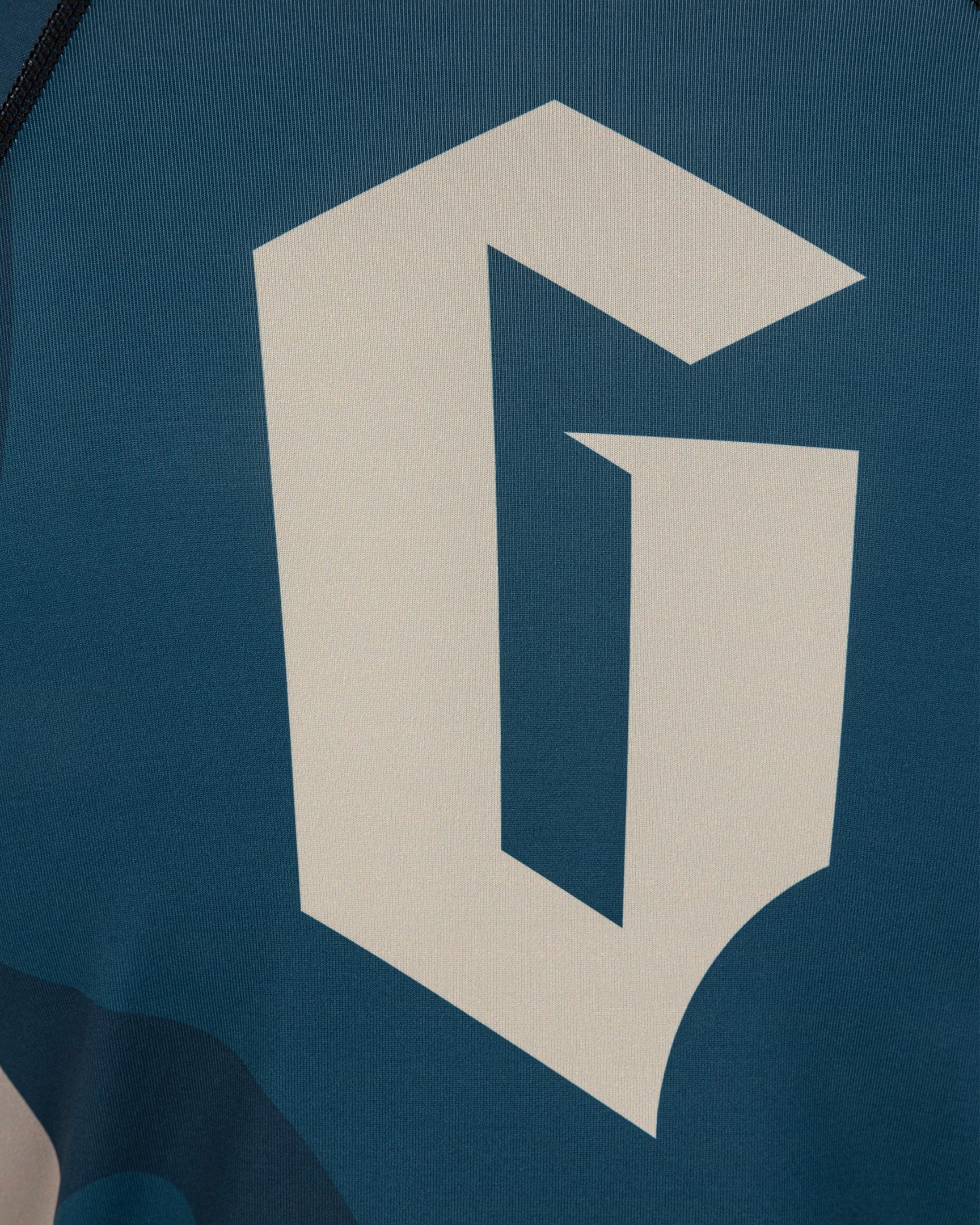 Gameness Mens Short Sleeved Meeting Of The Waters Rash Guard