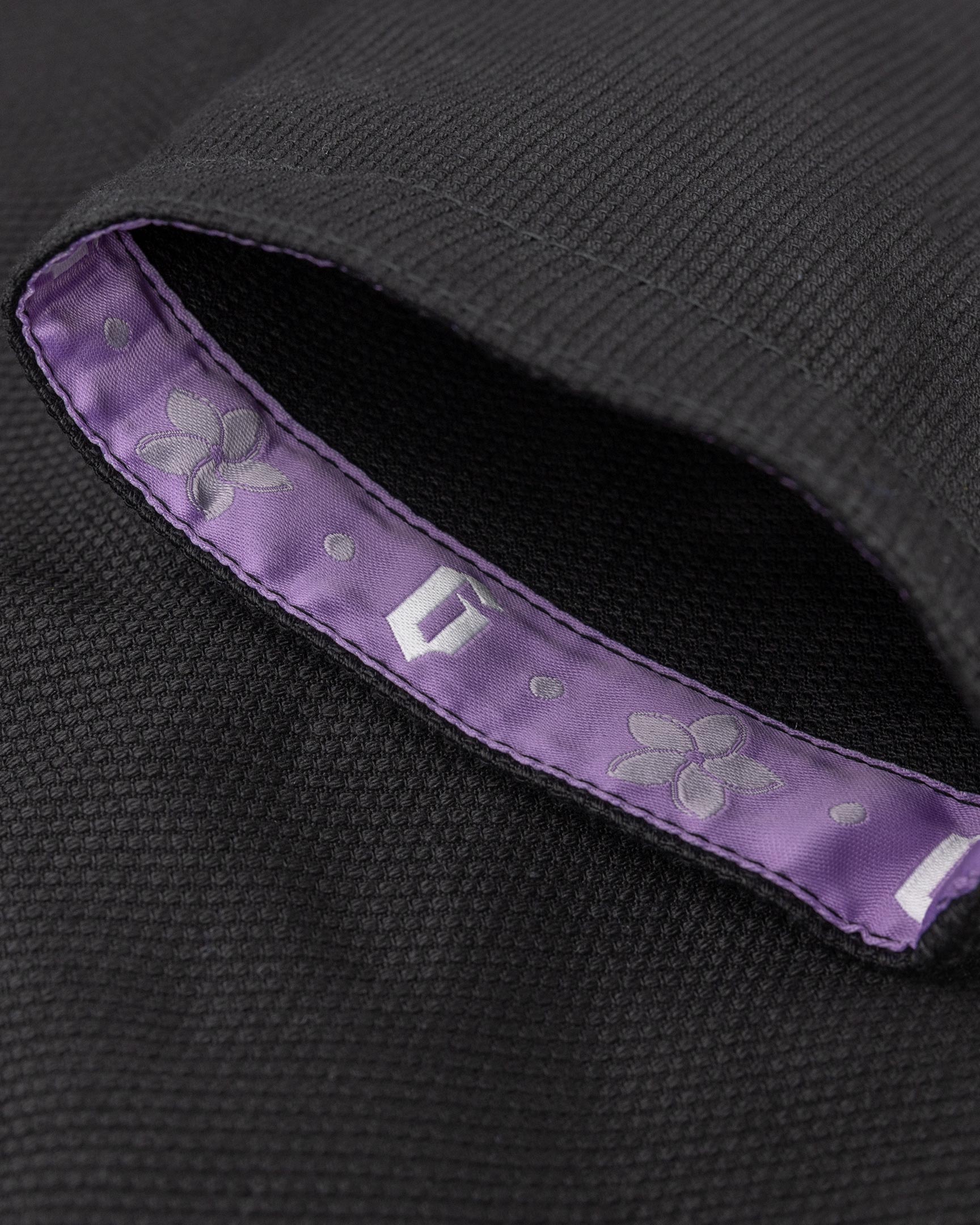 Emily Leyva Air Pro 3.0 Gi